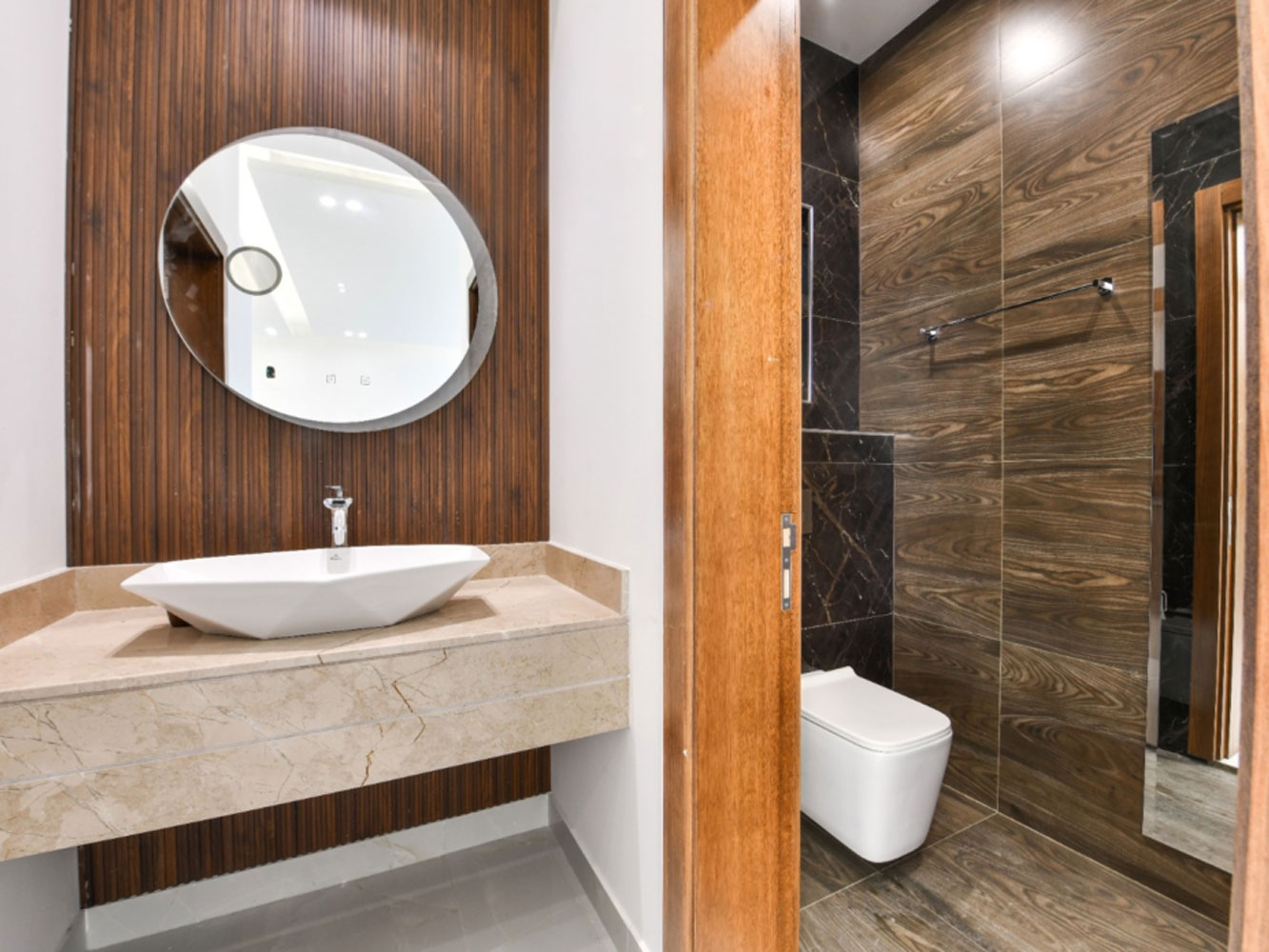 Villa for Sale in Bani Jamrah Image #2012 2