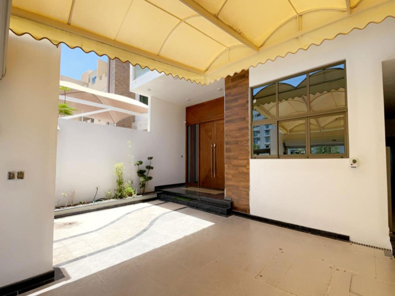 Villa for Sale in Amwaj Island Image #2168 2