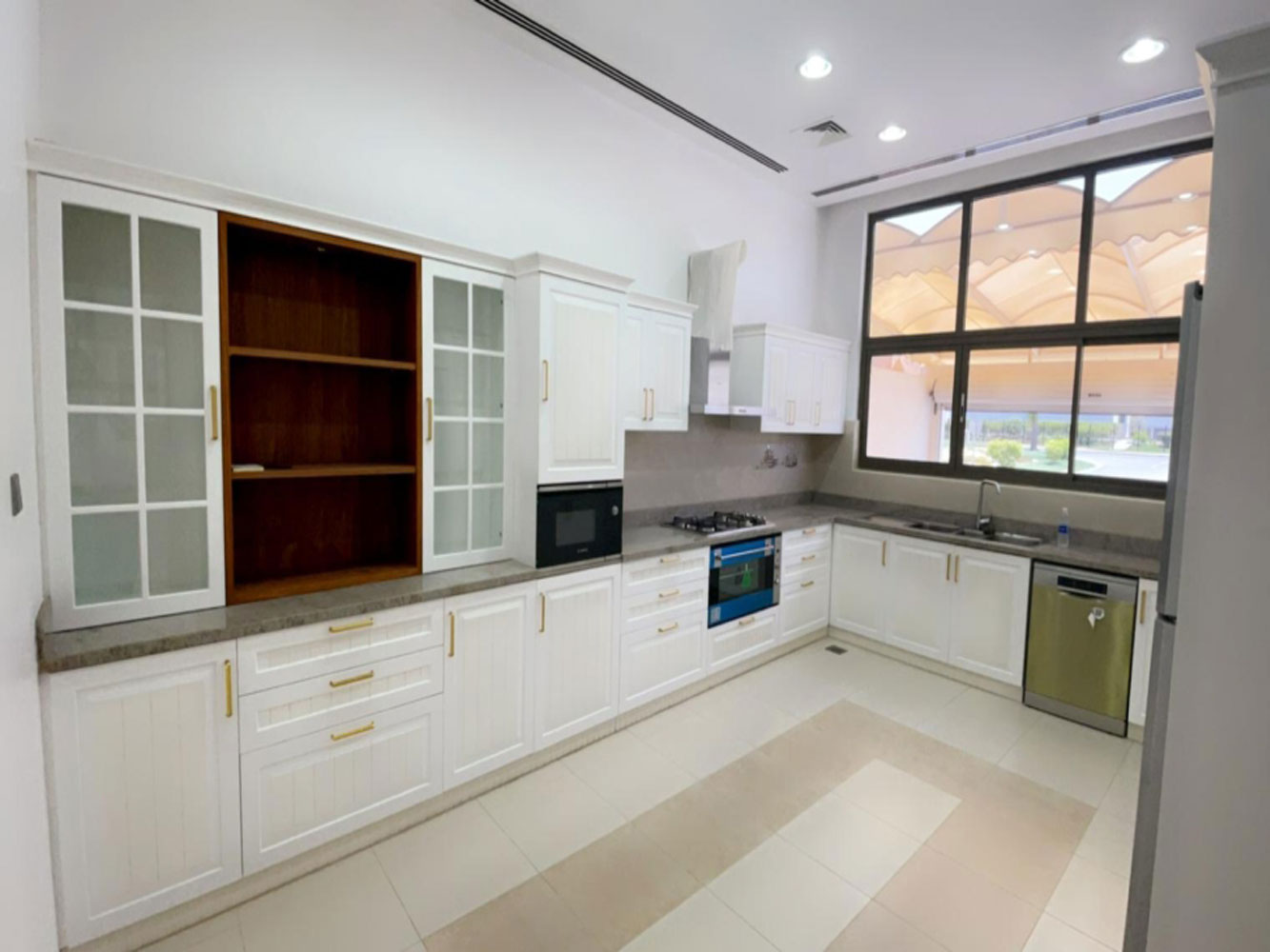 Villa for Sale in Amwaj Island Image #2168 3