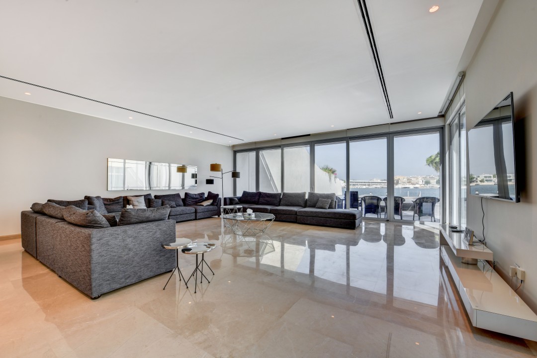 Villa for Sale in Durrat Al Bahrain Image #2308 1