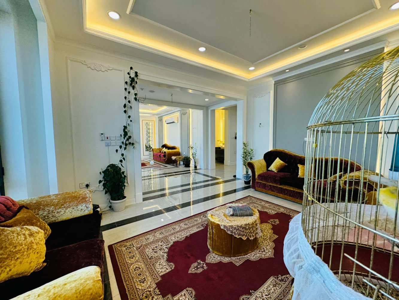 صورة فيلا للإيجار في سار #3046 6