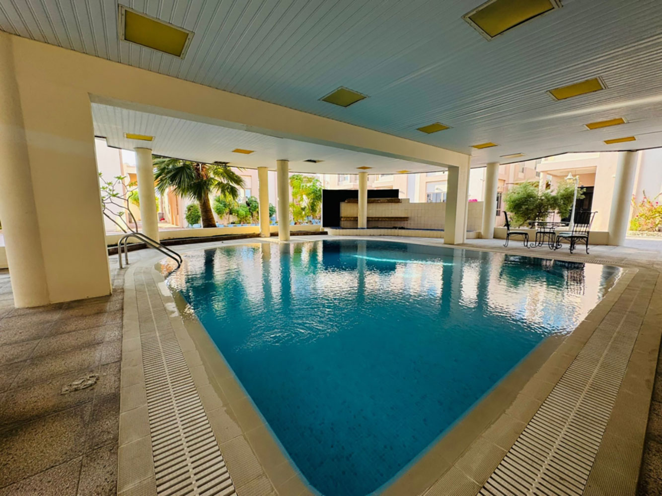 صورة فيلا للإيجار في الجنبية #3049 2