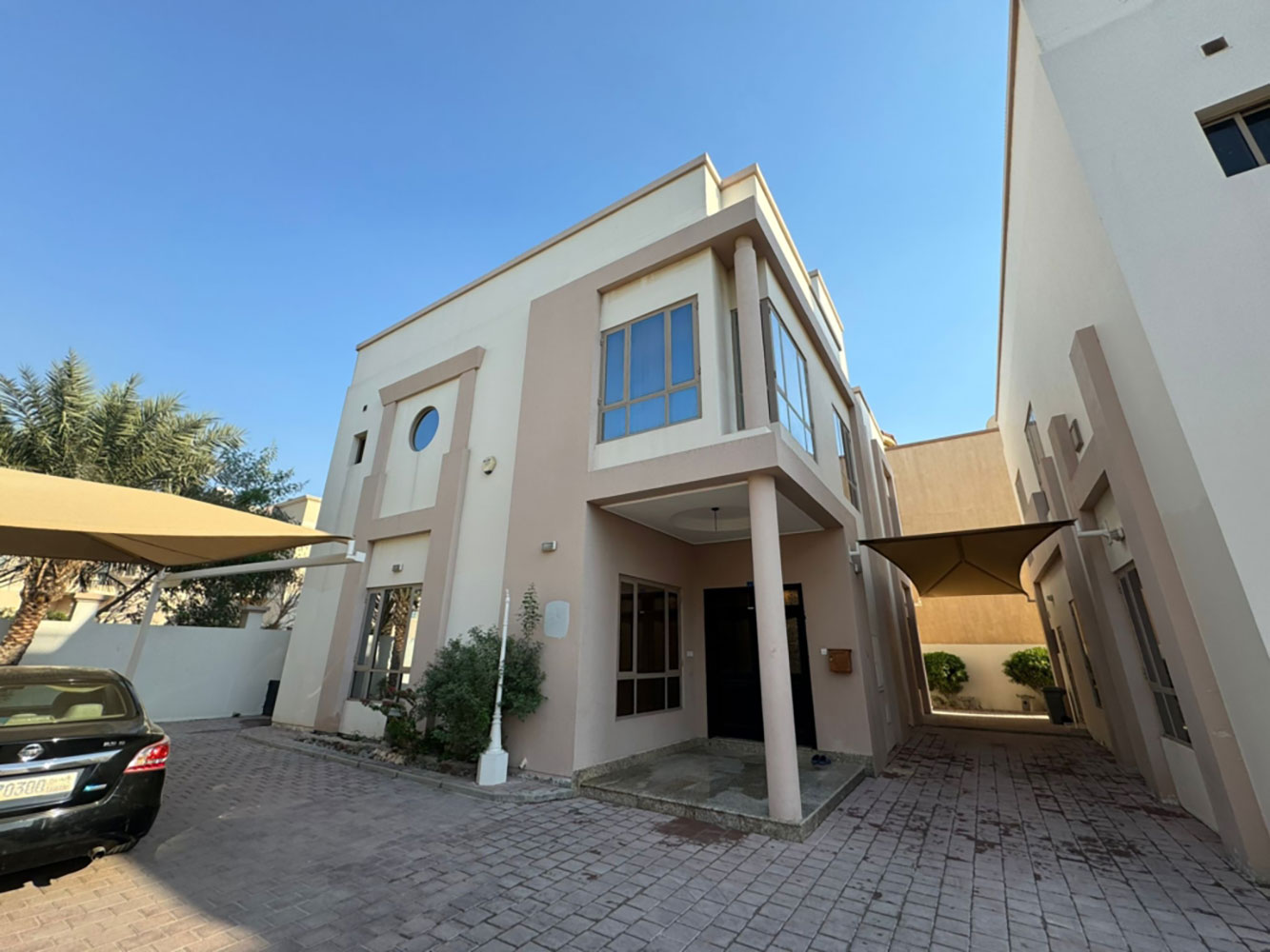 صورة فيلا للإيجار في الجنبية #3049 0
