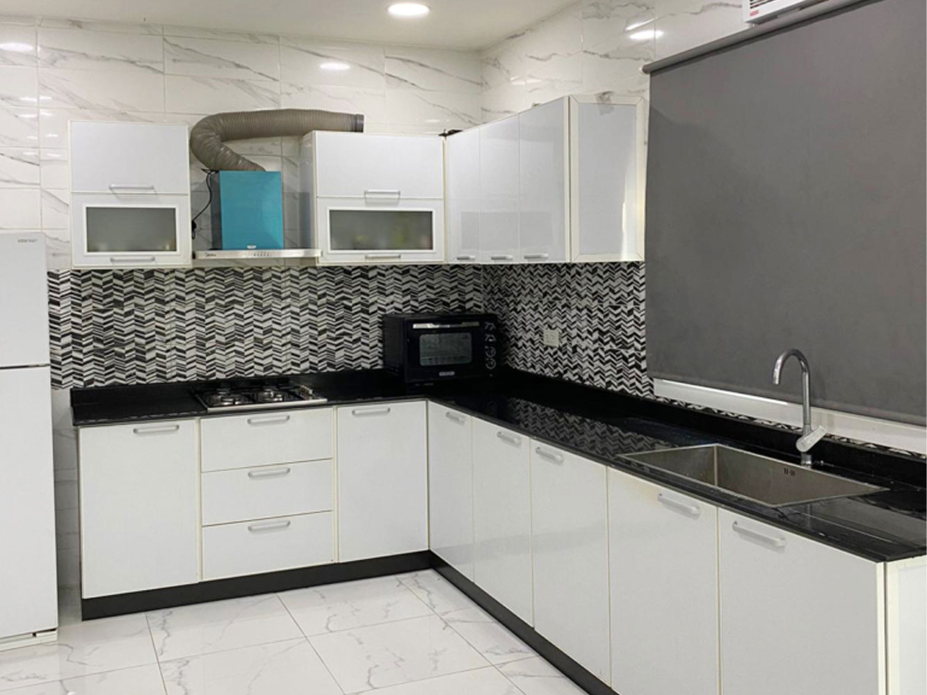 صورة فيلا للبيع في باربار #3710 6