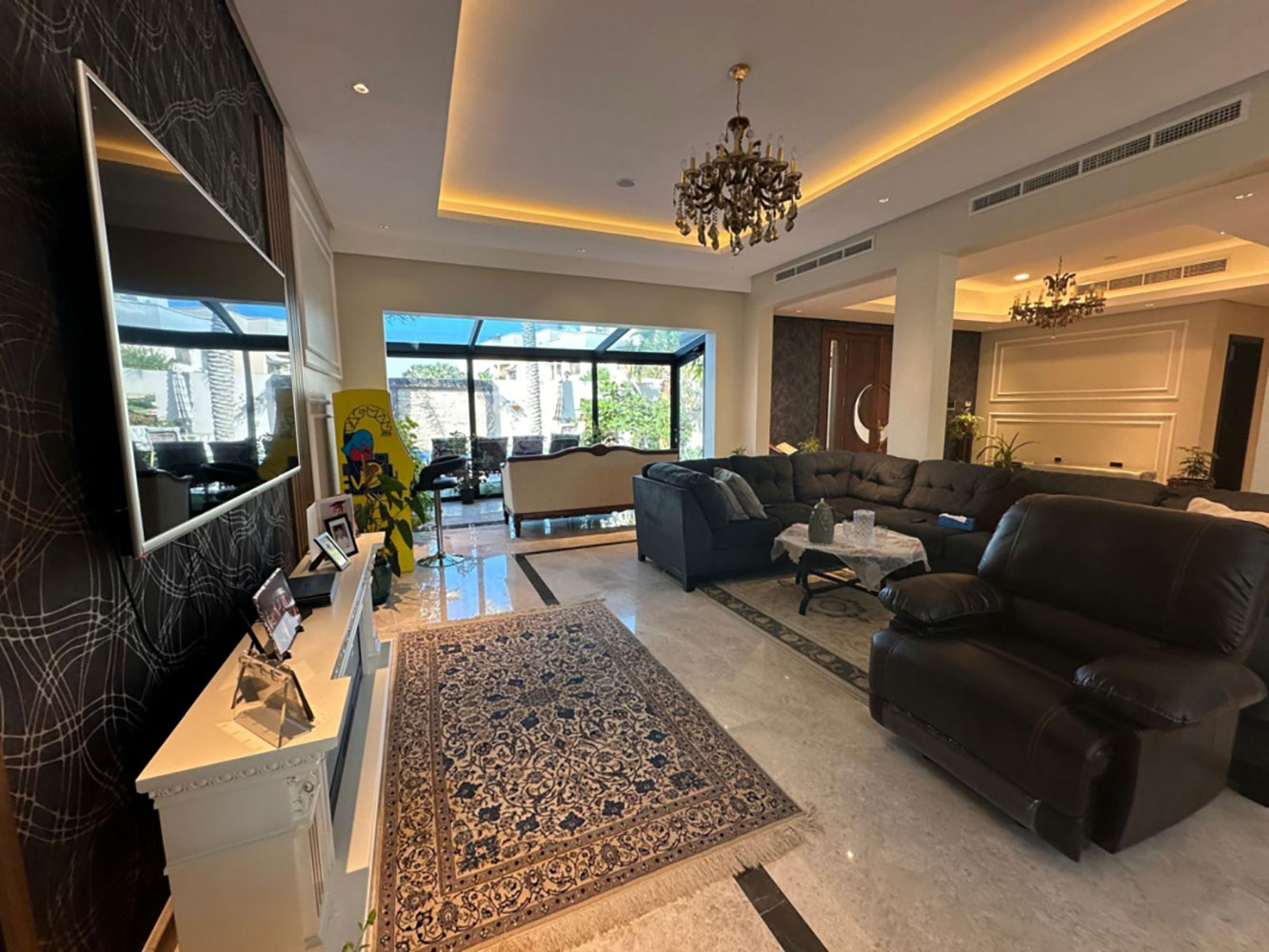 صورة فيلا للبيع في باربار #3713 2