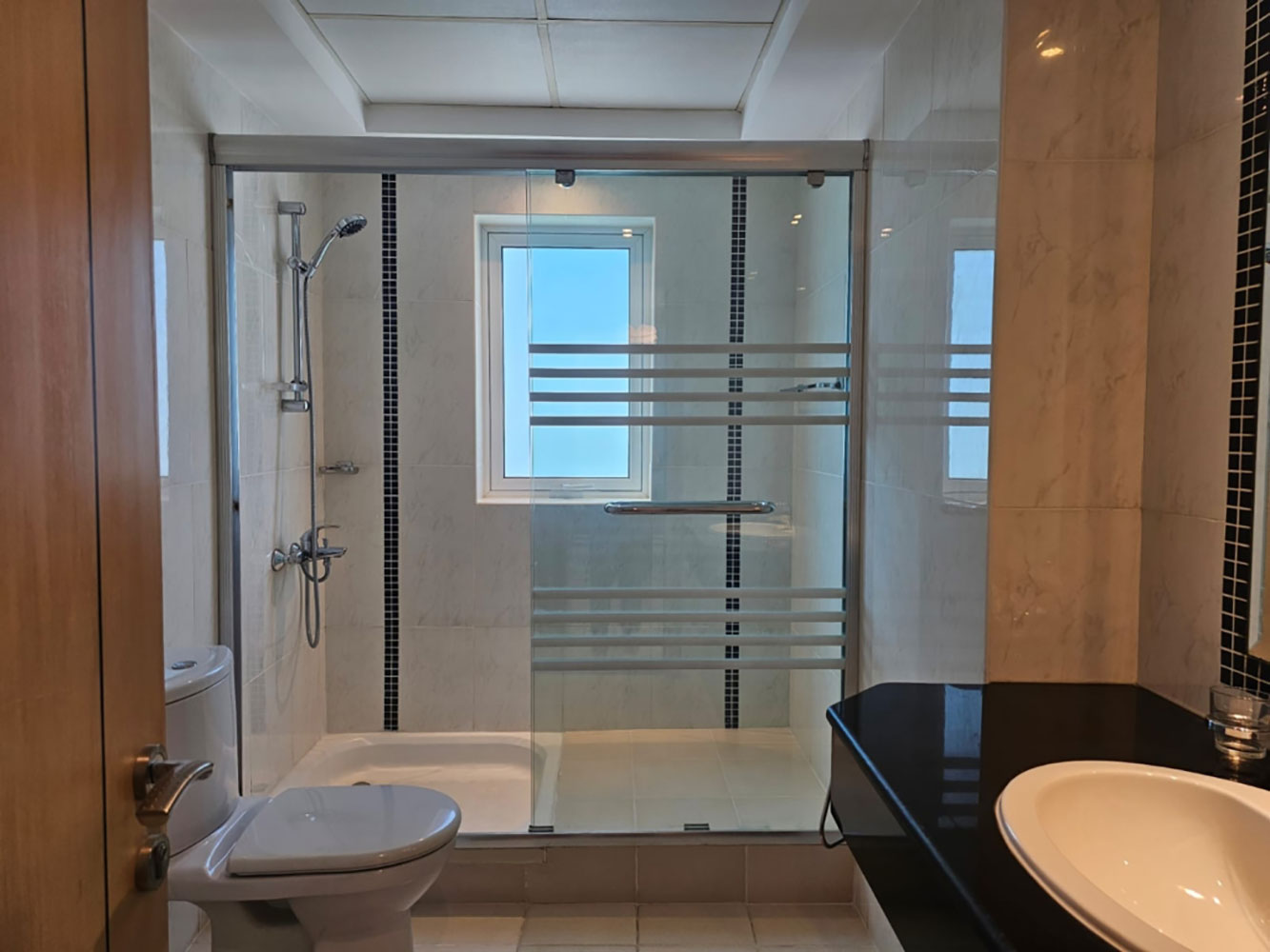 Apartment for Rent in Juffair Image #4016 9