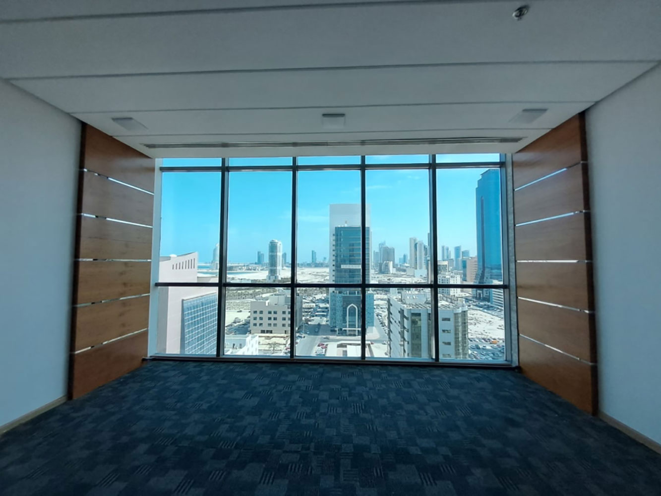 صورة مكتب للإيجار في ضاحية السيف #4023 1