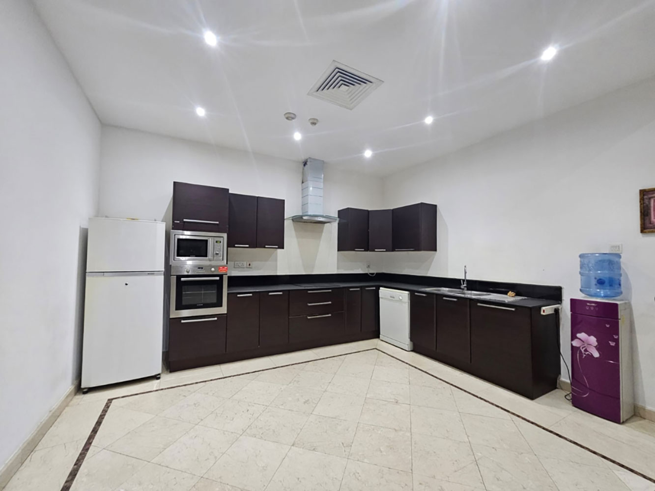 Apartment for Rent in Juffair Image #4028 1