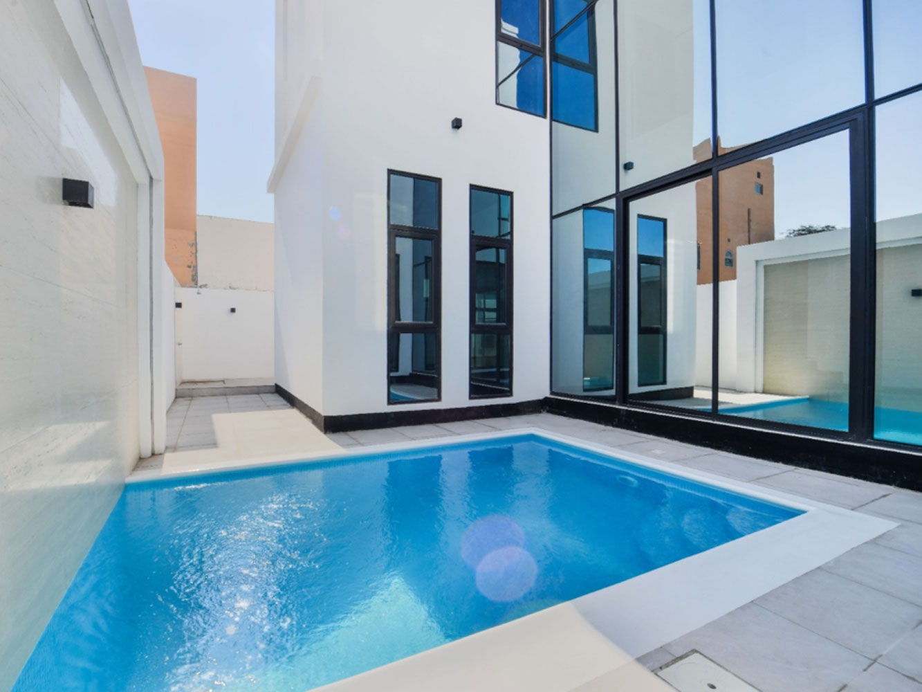 صورة فيلا للبيع في سار #4469 3