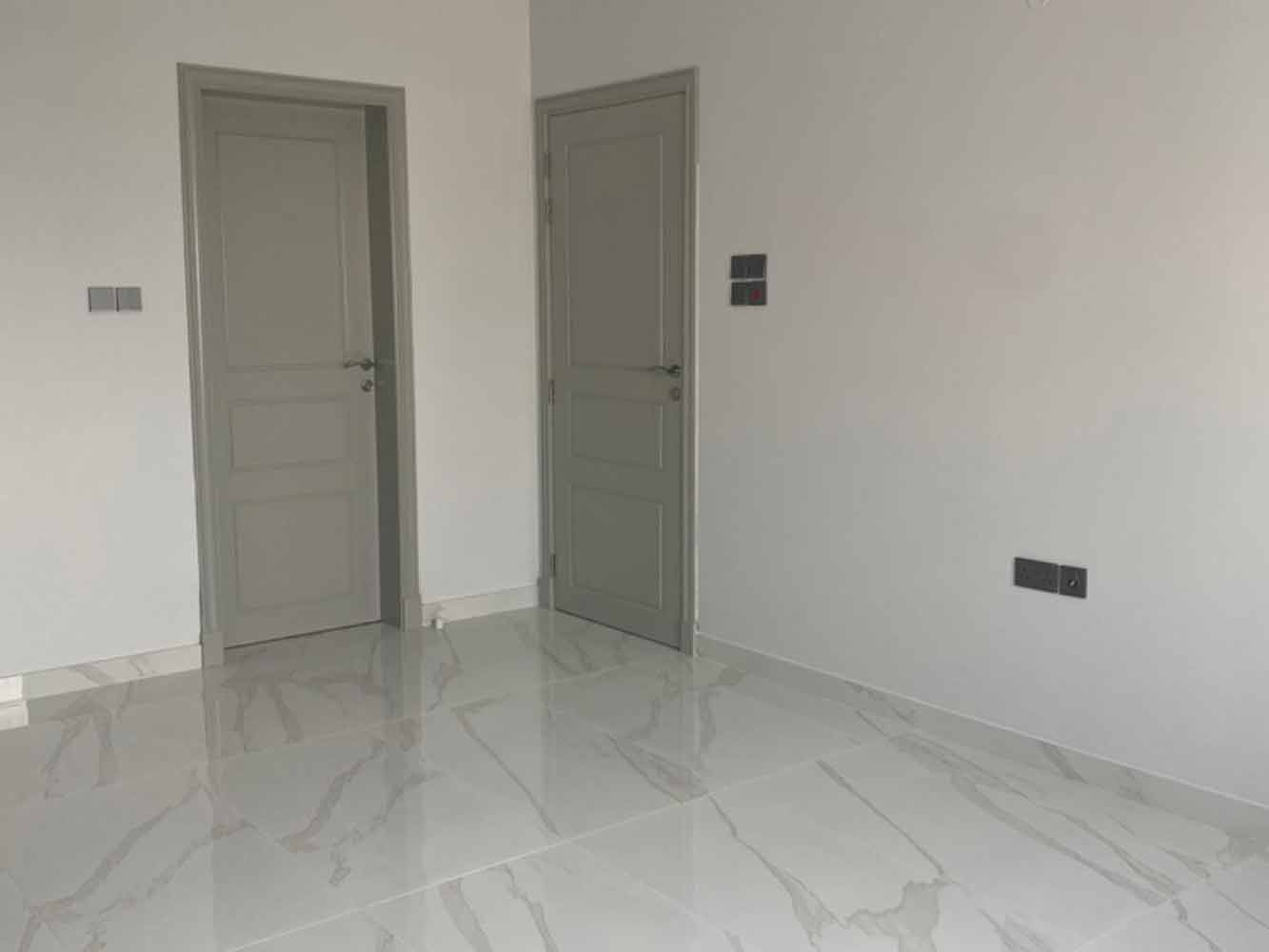 Villa for Sale in Durrat Al Muharraq Image #4550 5