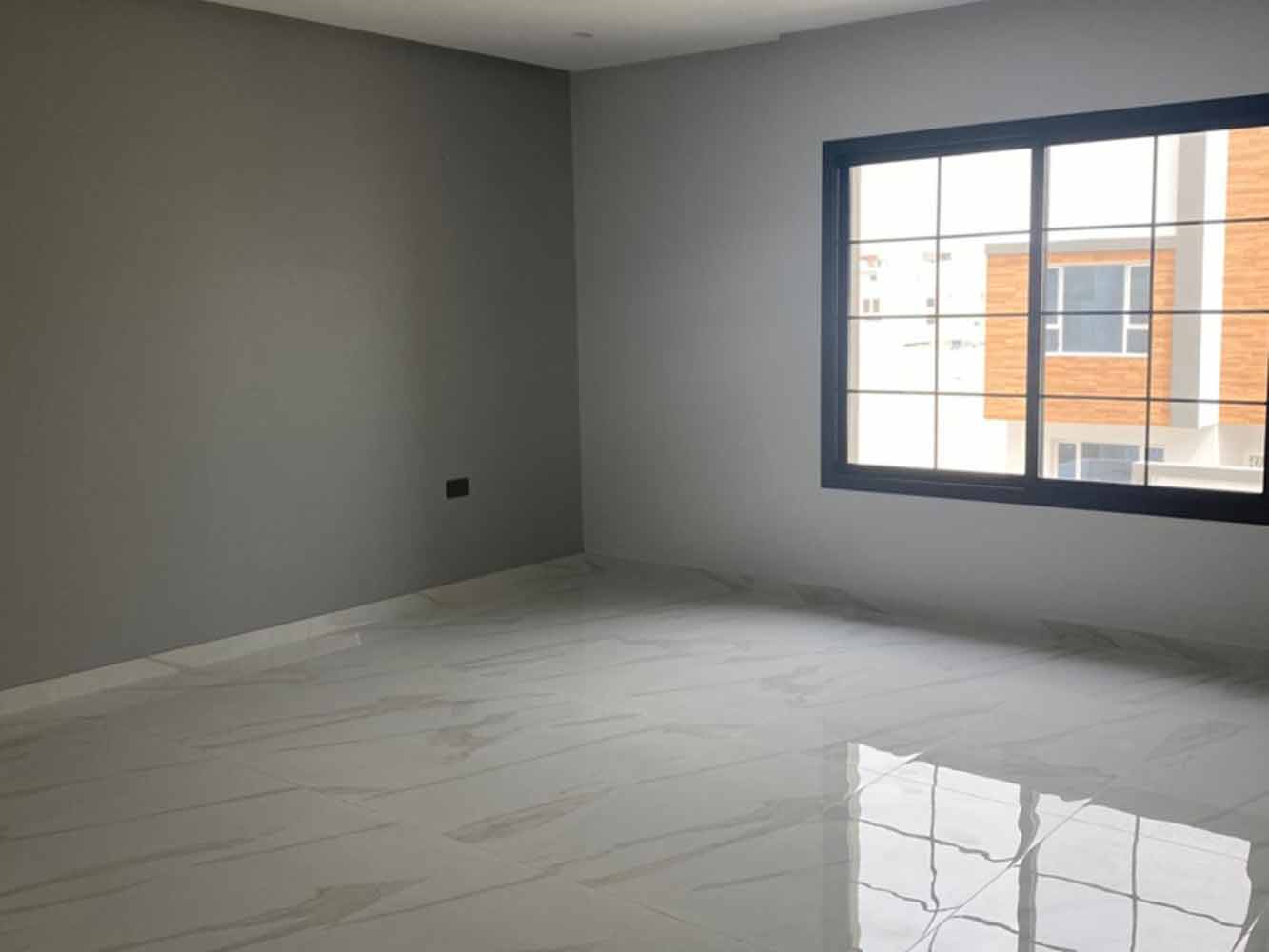 Villa for Sale in Durrat Al Muharraq Image #4550 1