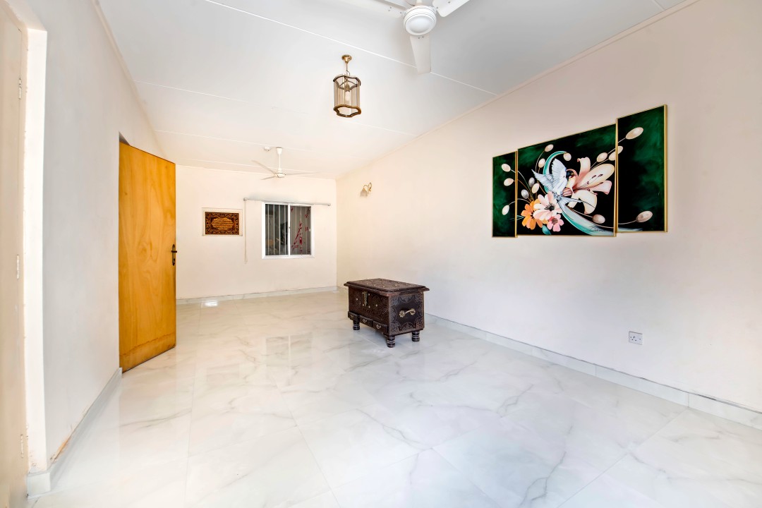 Villa for Sale in East Riffa Image #4650 3