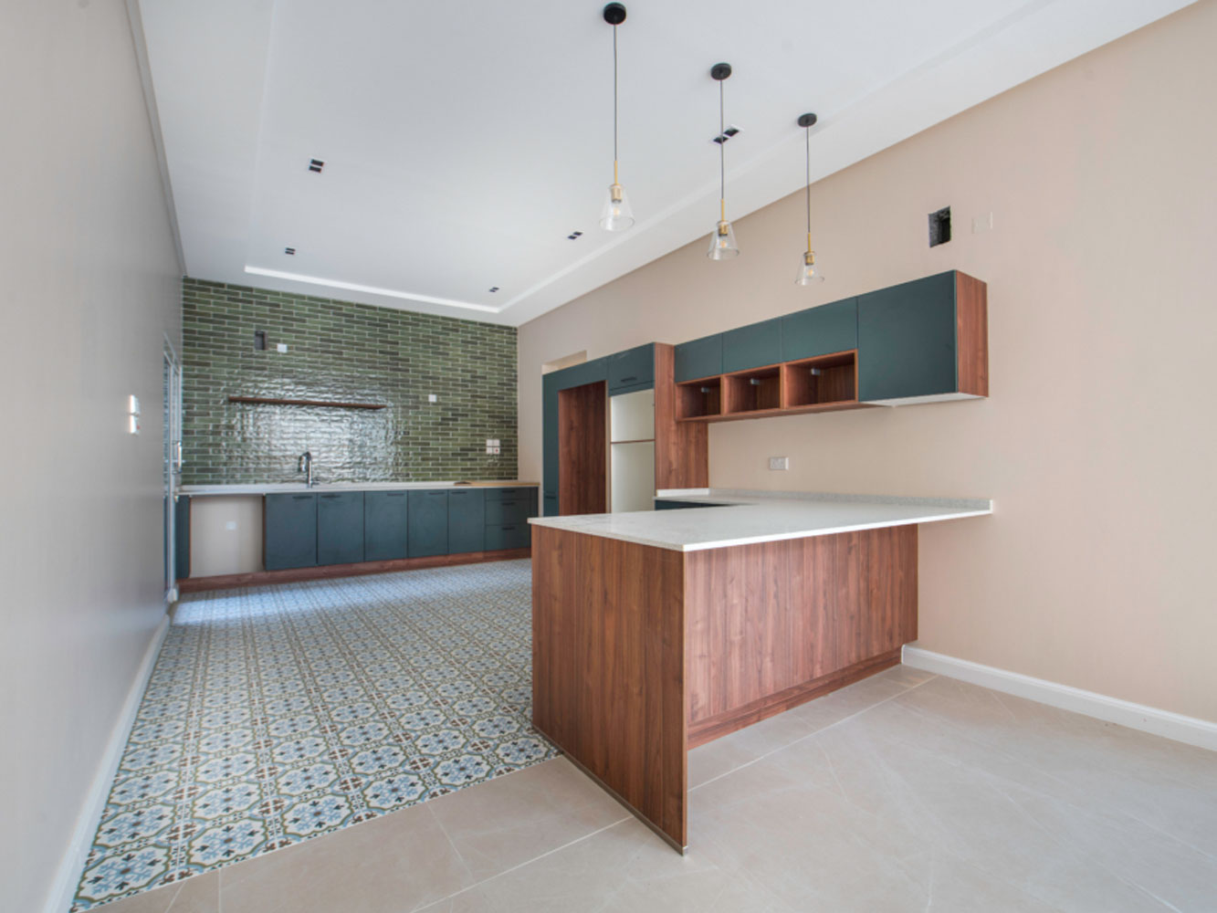 صورة فيلا للبيع في سار #5004 4