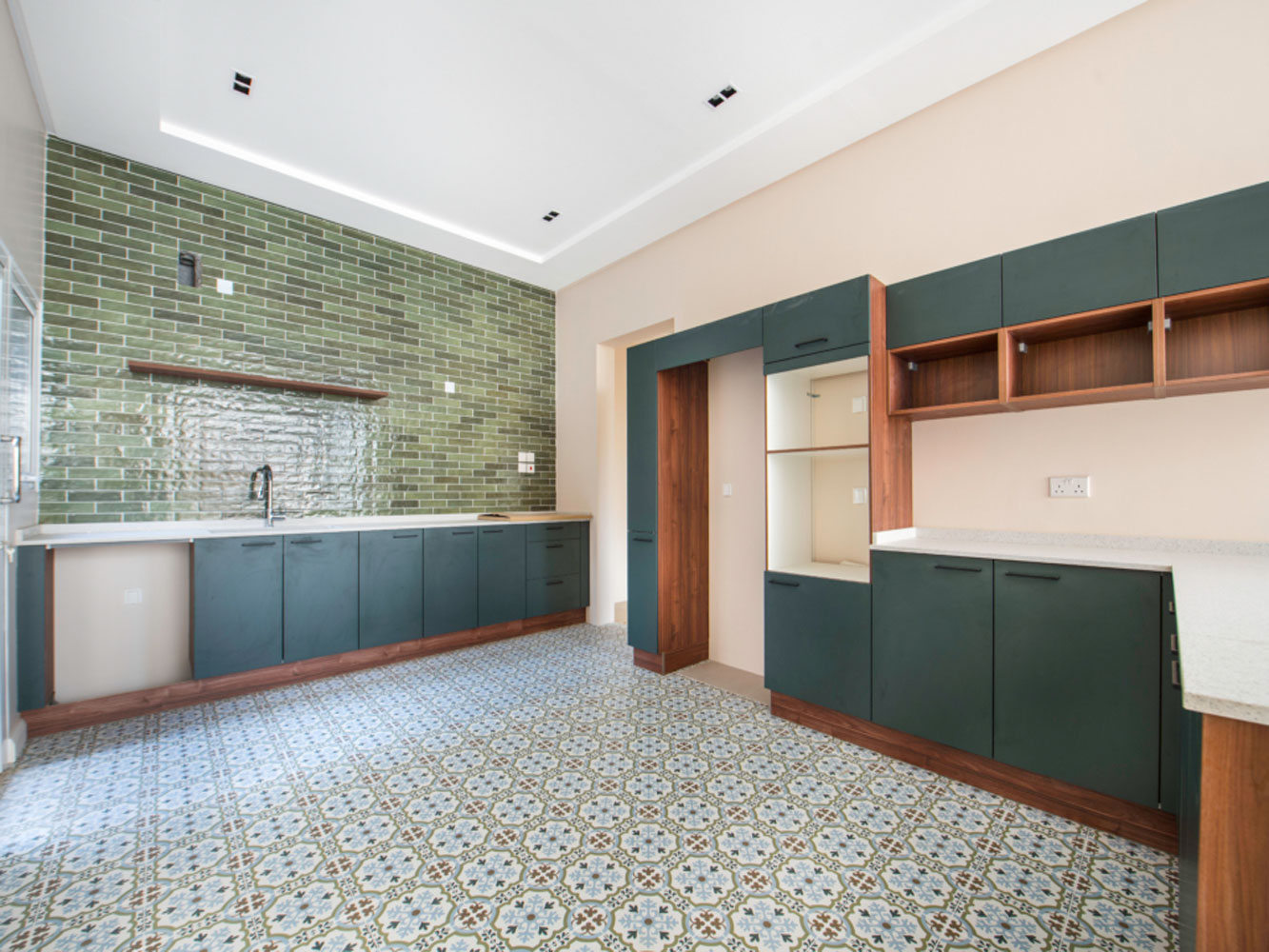 صورة فيلا للبيع في سار #5004 6