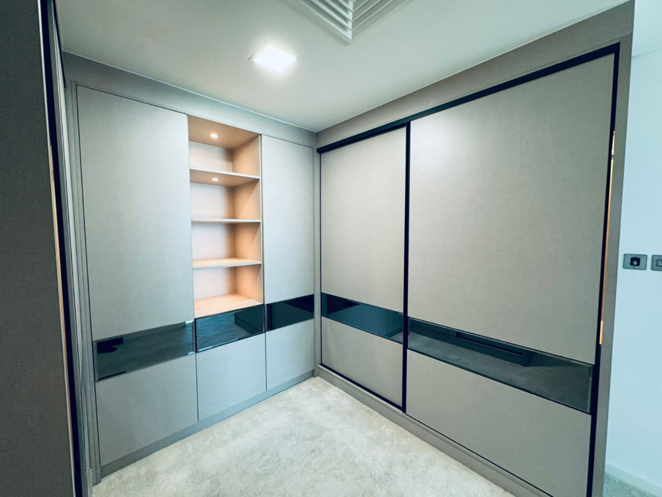 Apartment for Rent in Bahrain Harbour Image #5094 3