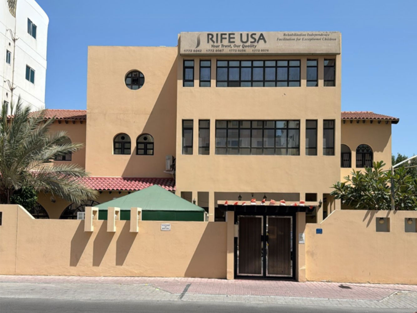 صورة فيلا للبيع في الماحوز #5109 0 