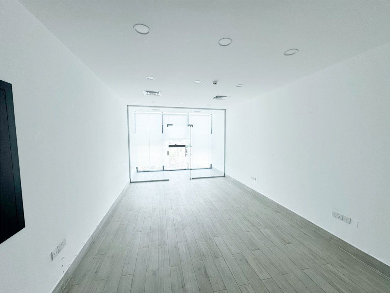 صورة مكتب للبيع في البرهامة #5111 0 