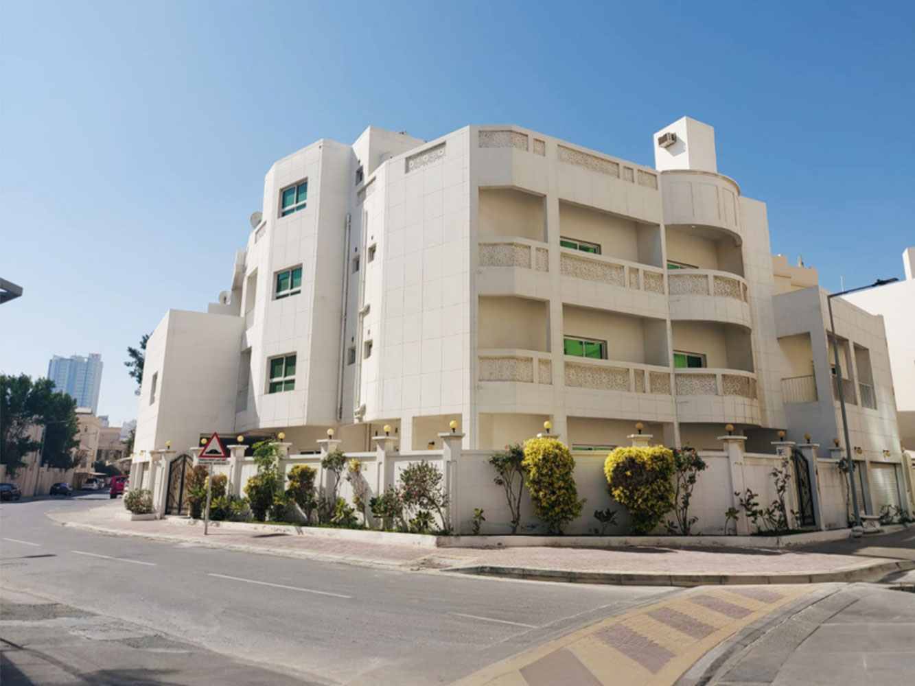 صورة مبنى للبيع في الجفير #5195 0