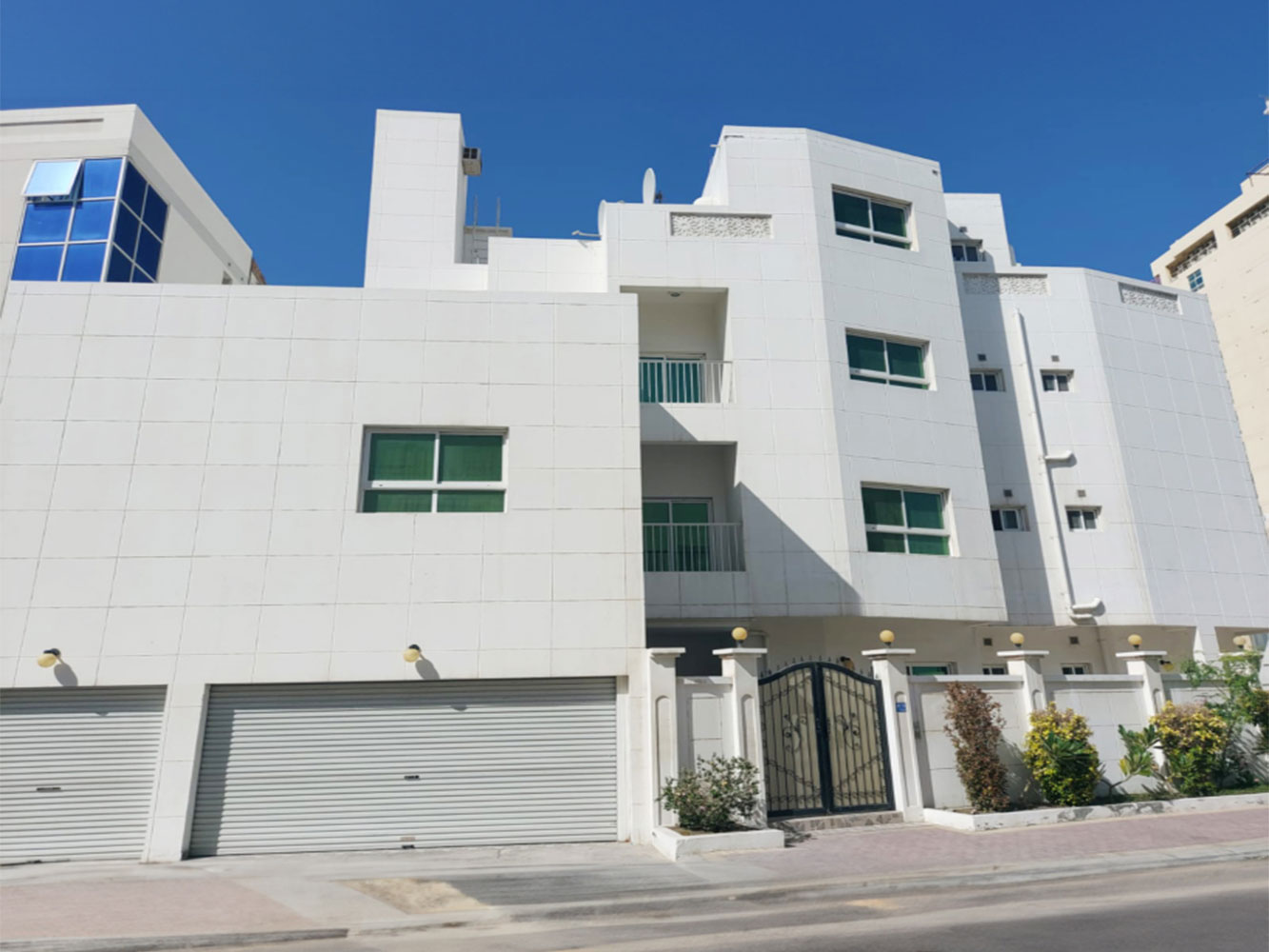 صورة مبنى للبيع في الجفير #5199 0