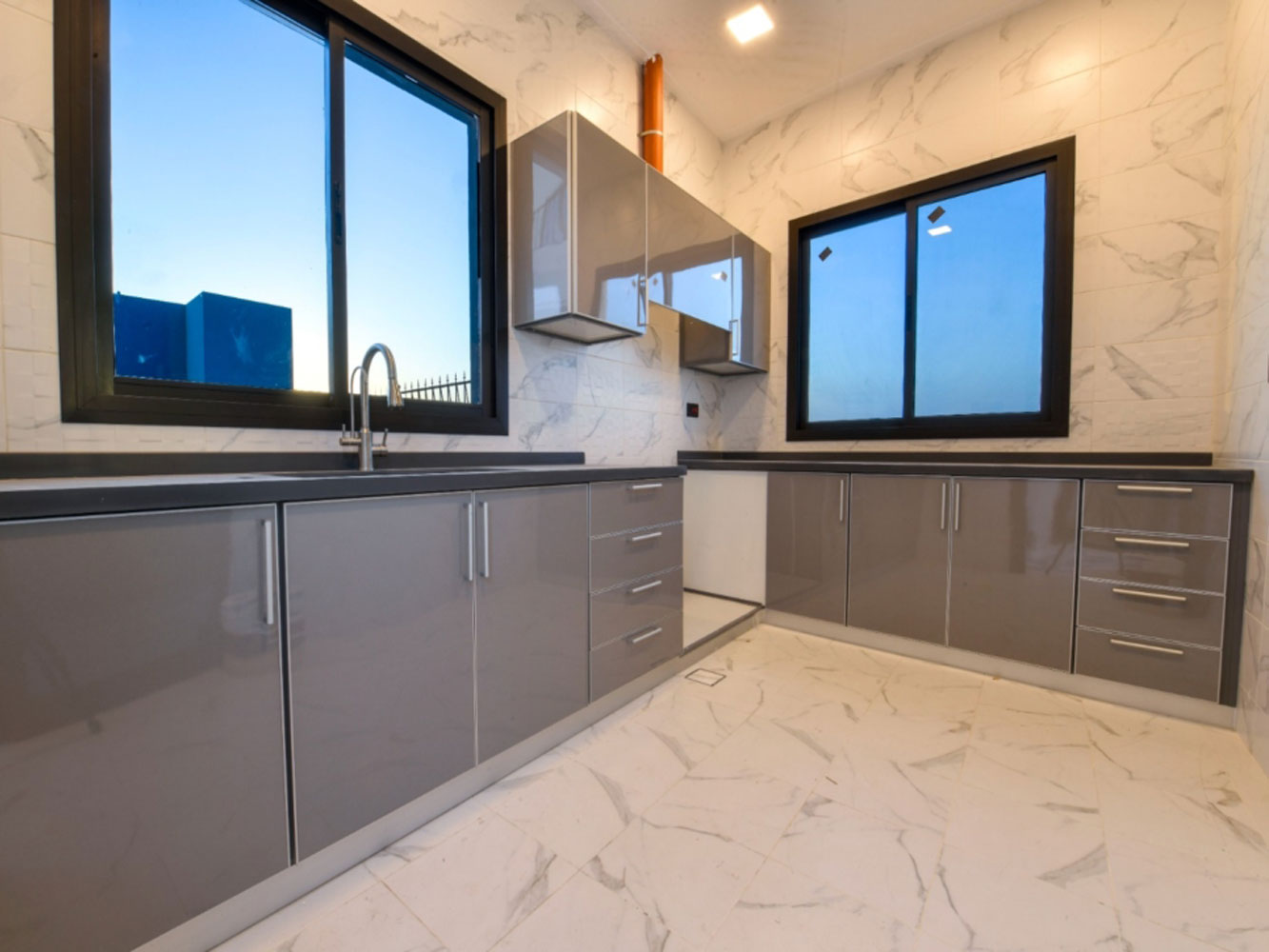 صورة فيلا للبيع في باربار #5309 10