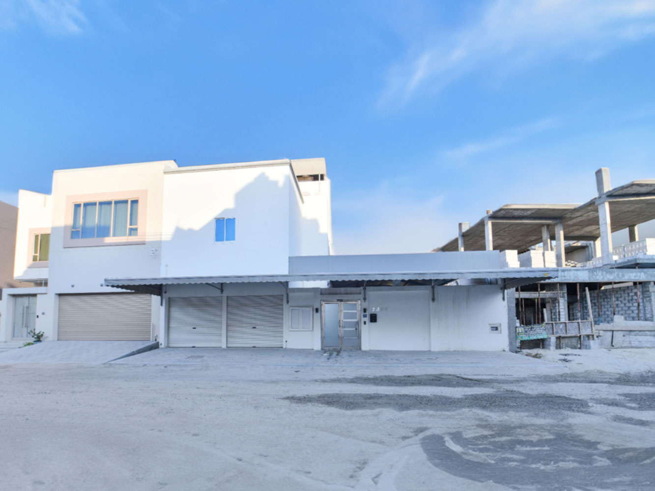 صورة فيلا للبيع في القرية #5620 0