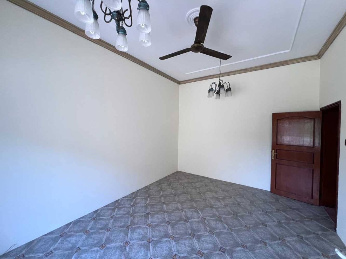 Villa for Sale in Jary Al Shaikh Image #6036 3