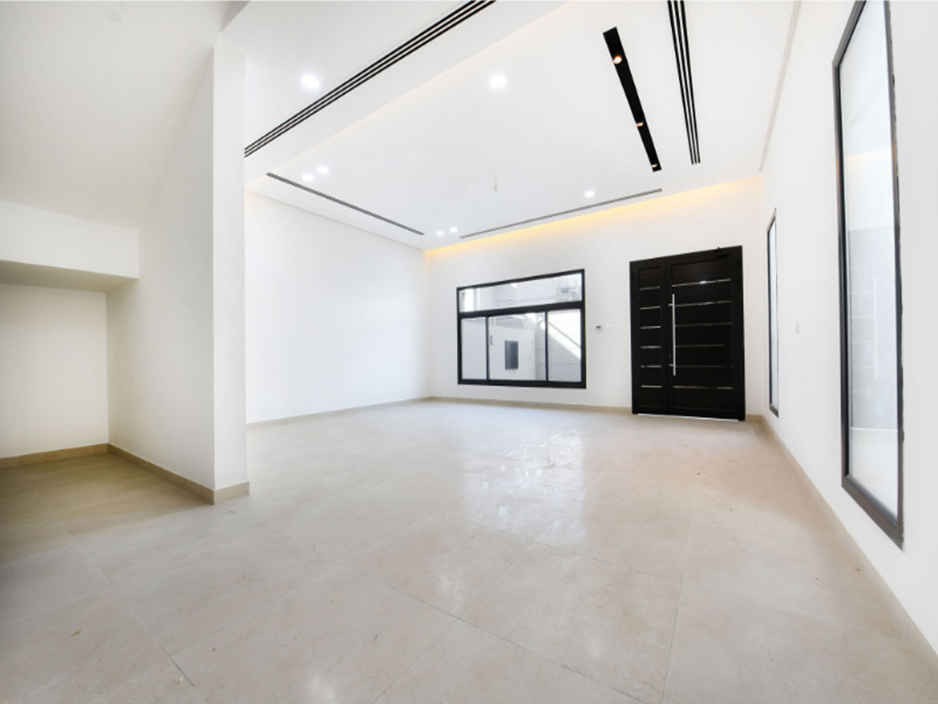 صورة فيلا للبيع في سار #6329 5