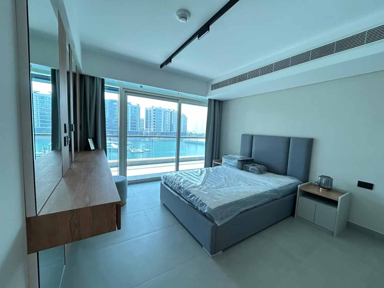 صورة شقة للإيجار في خليج البحرين #6337 4