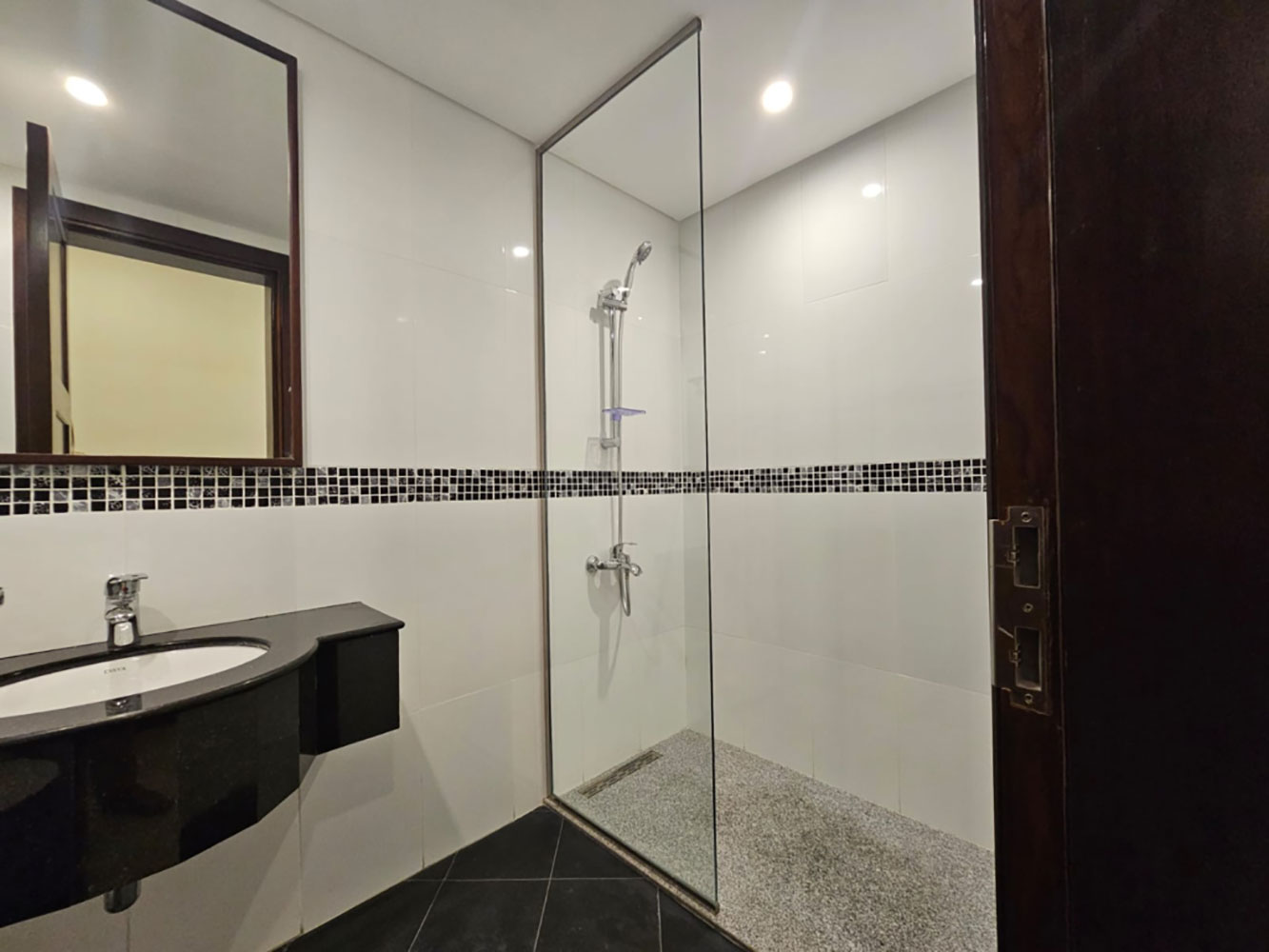 Apartment for Rent in Juffair Image #6340 3