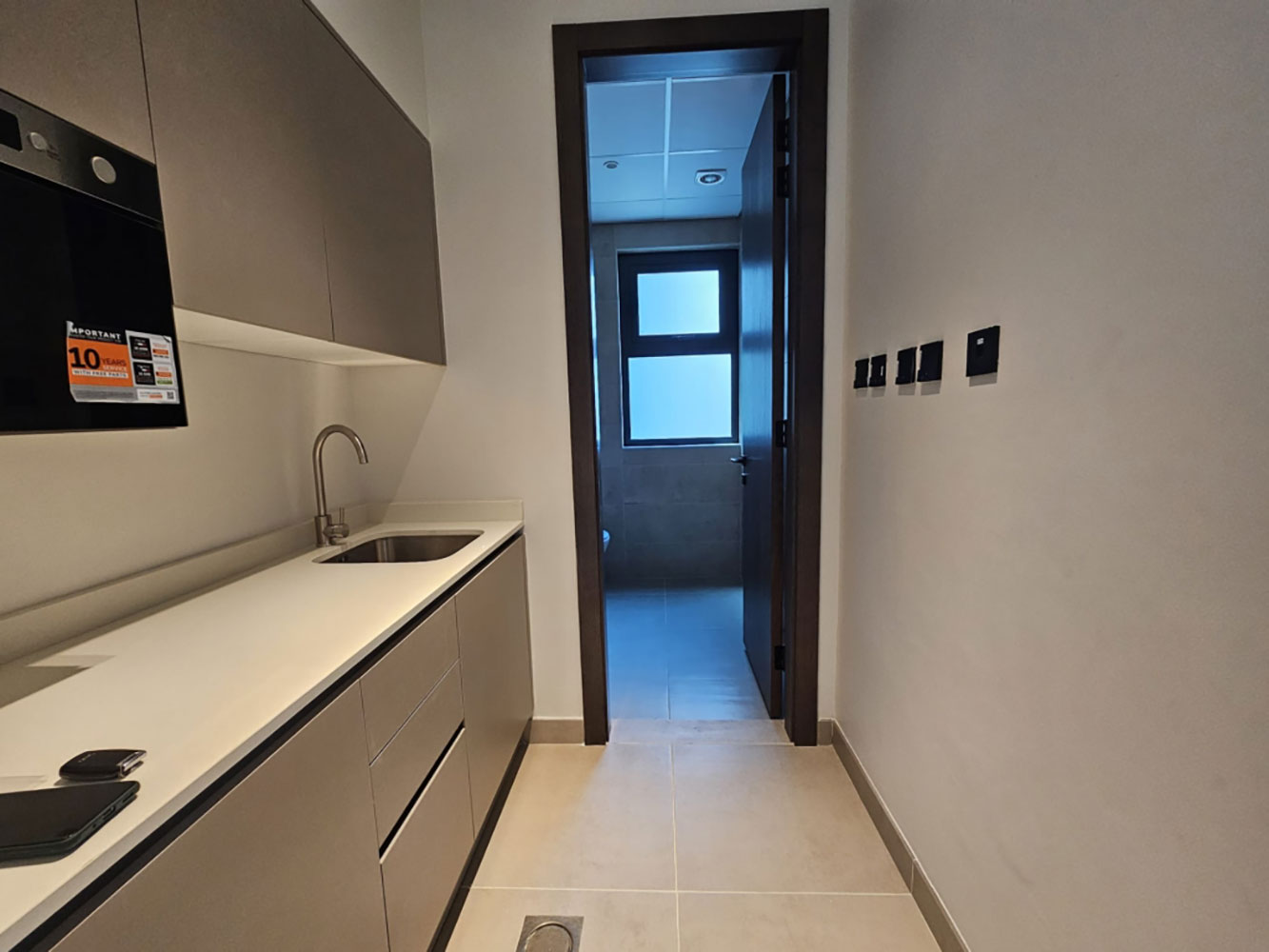 صورة مكتب للإيجار في ضاحية السيف #6342 4