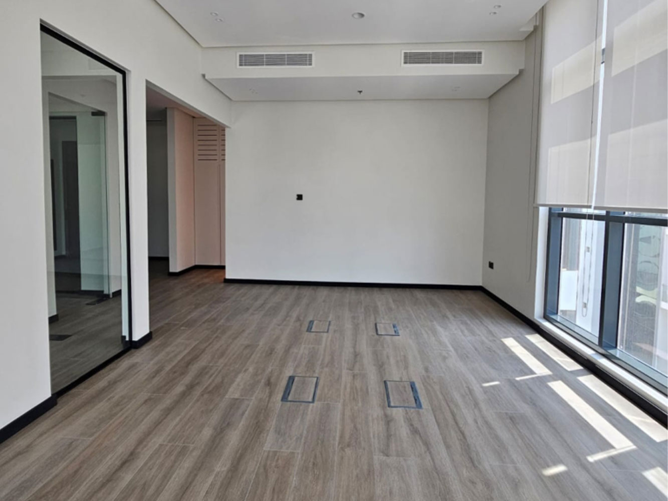 صورة مكتب للإيجار في ضاحية السيف #6342 6