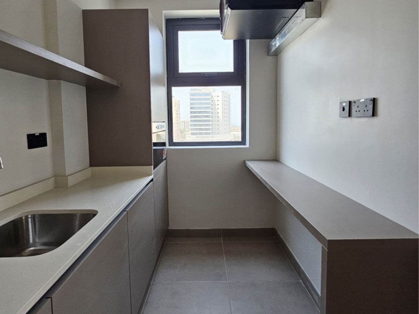 صورة مكتب للإيجار في ضاحية السيف #6342 2