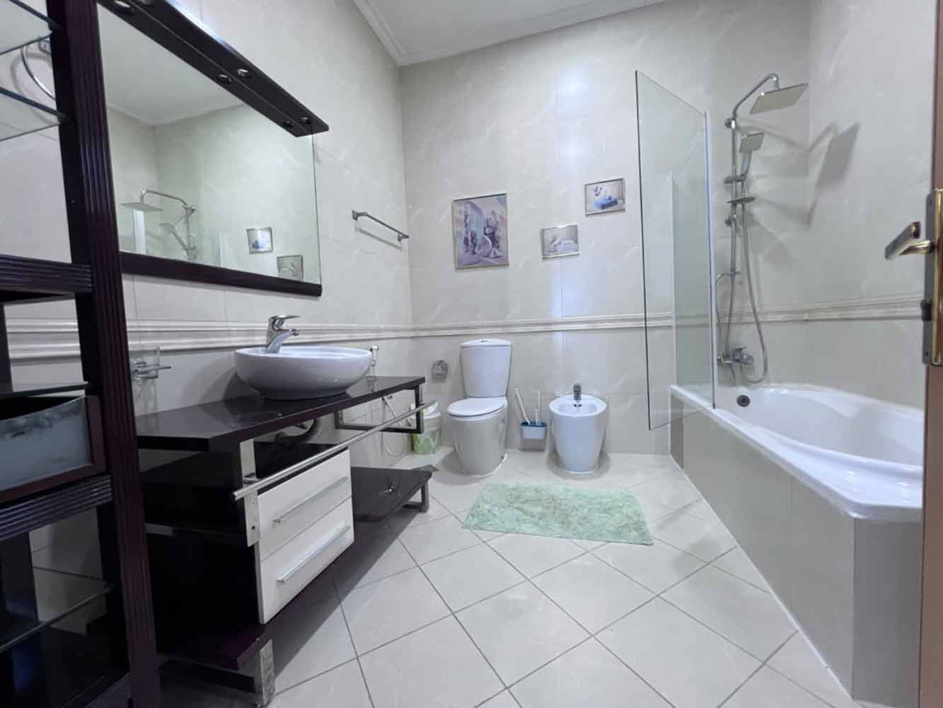 صورة مبنى للبيع في الجفير #6448 3