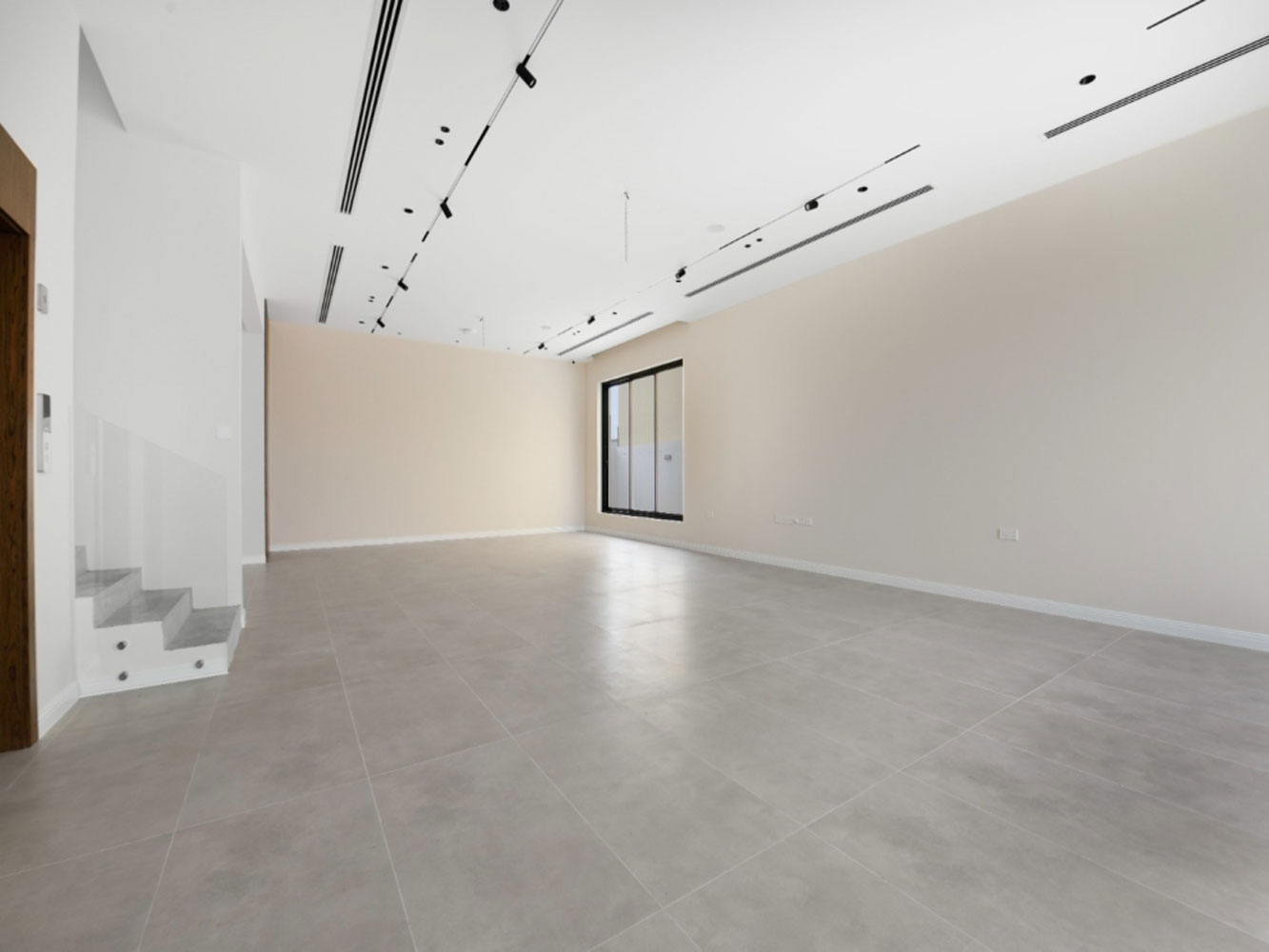 صورة فيلا للبيع في الجنبية #6513 5