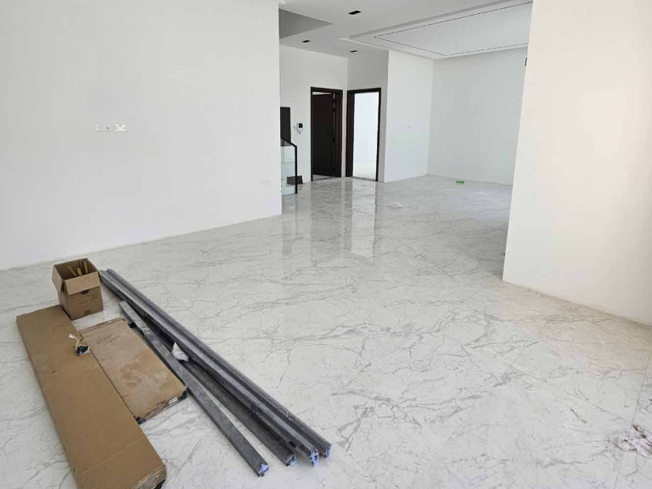 صورة فيلا للبيع في سار #6539 4