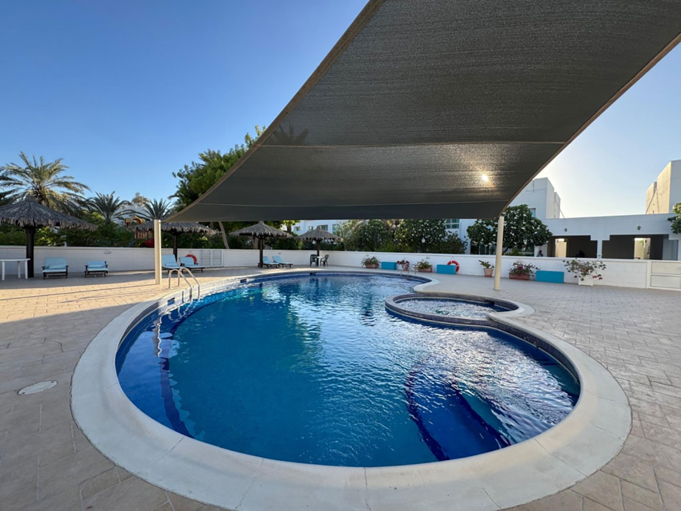 صورة فيلا للإيجار في الجنبية #6590 0