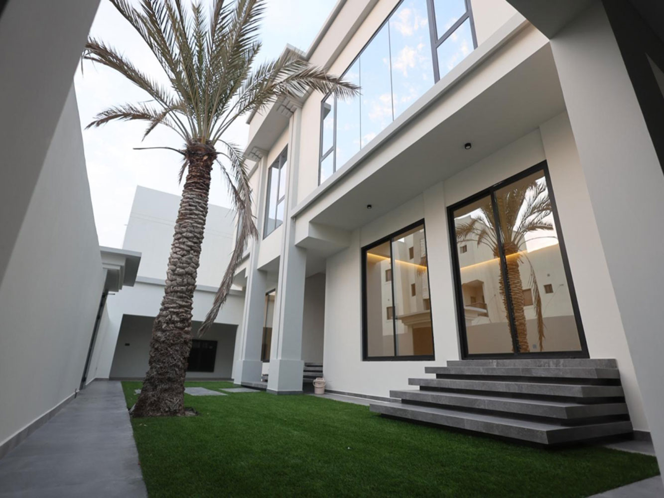 Villa for Sale in Busaiteen Image #6806 1