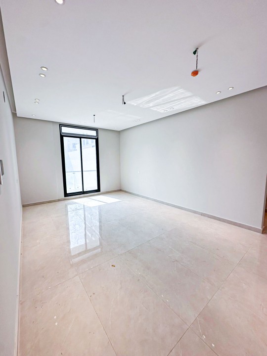 Apartment for Sale in Hidd Image #6950 3