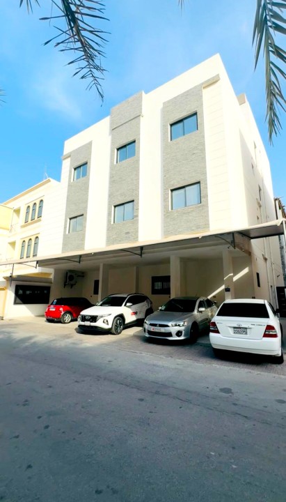 Building for Sale in Sanad Image #7016 0 