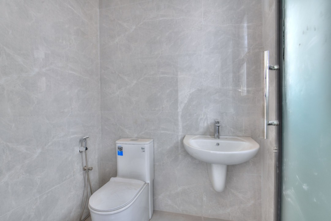 صورة فيلا للبيع في كرزكان #7135 3