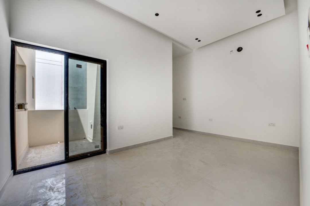 صورة فيلا للبيع في كرزكان #7135 7