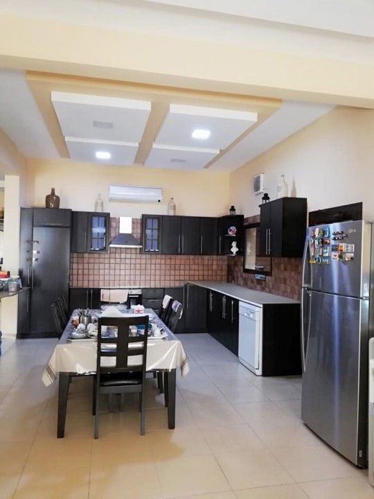 Villa for Sale in Karranah Image #7255 3