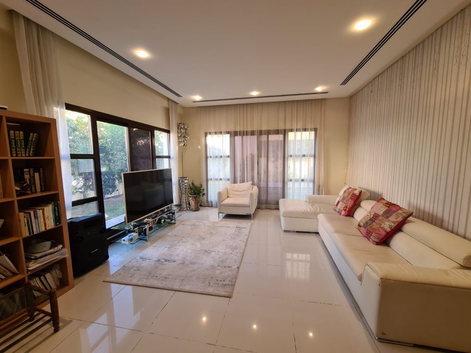 Villa for Sale in Riffa Views Image #7310 0