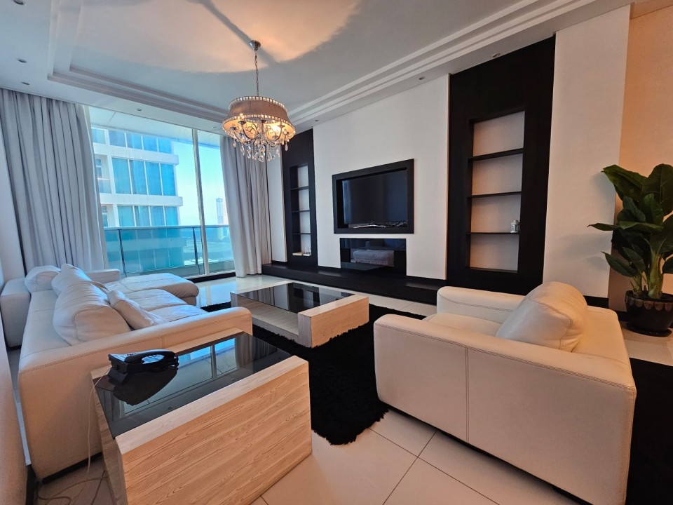 Apartment for Rent in Juffair Image #7448 4