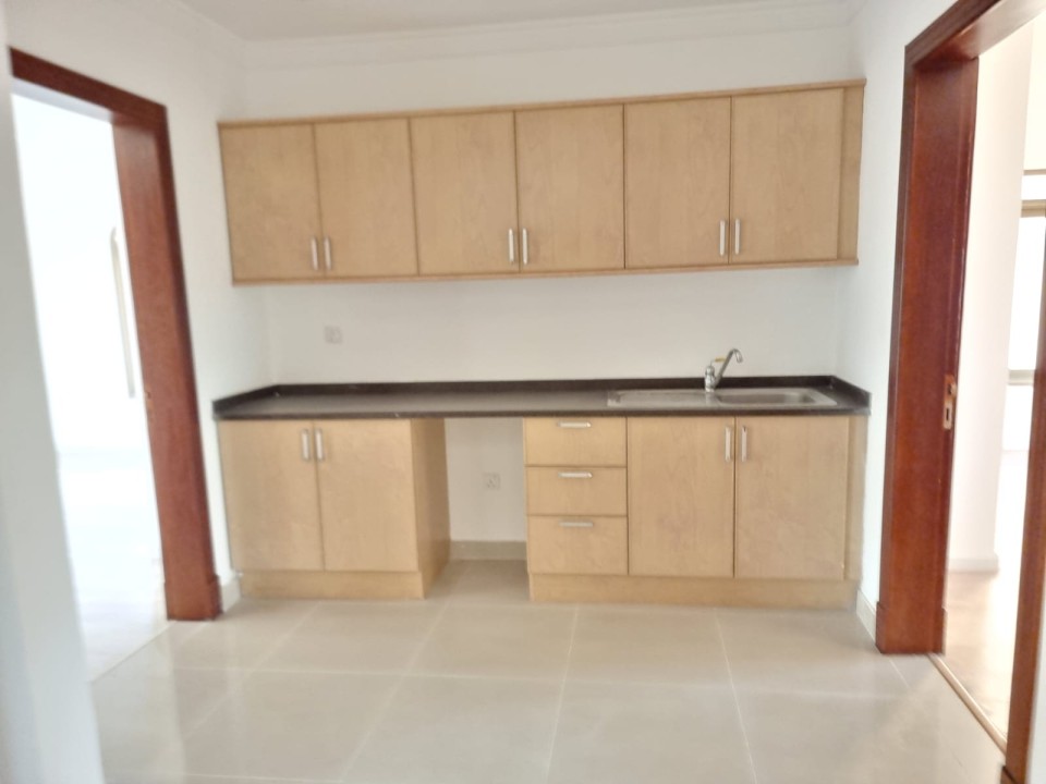 صورة فيلا للإيجار في سار #7743 7