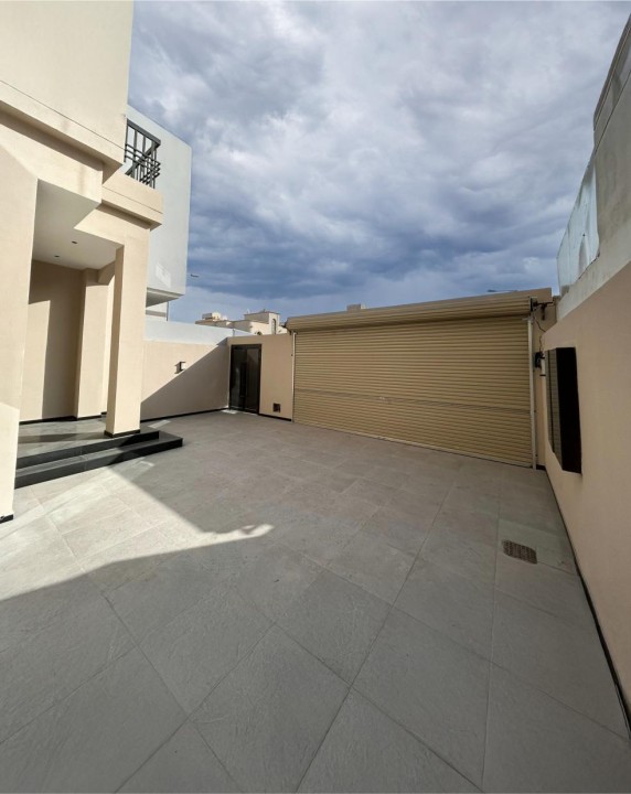 Villa for Sale in Busaiteen Image #8991 3