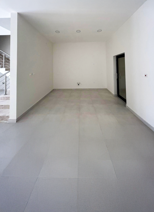 Villa for Sale in Durrat Al Muharraq Image #8992 5