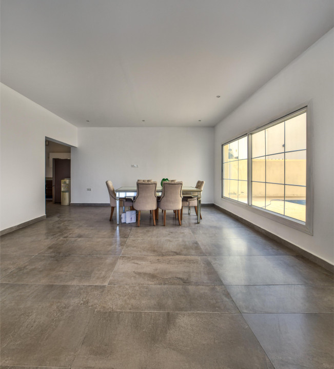 صورة فيلا للبيع في الجنبية #9731 6