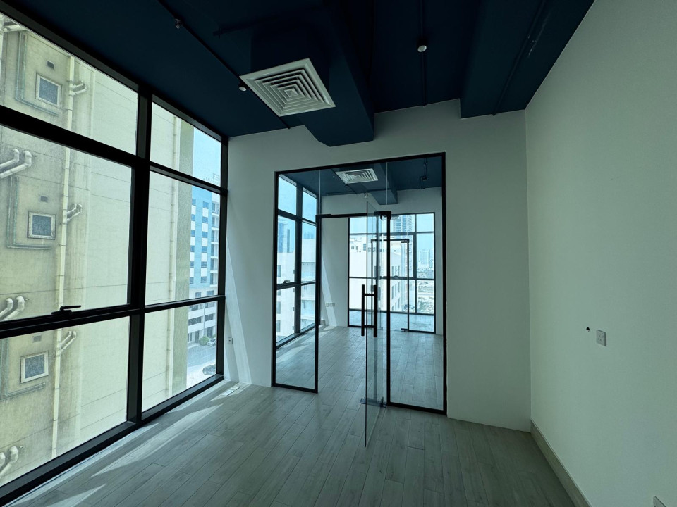 صورة مكتب للإيجار في البرهامة #9776 0