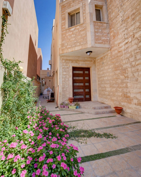 صورة فيلا للبيع في الحد #9823 6